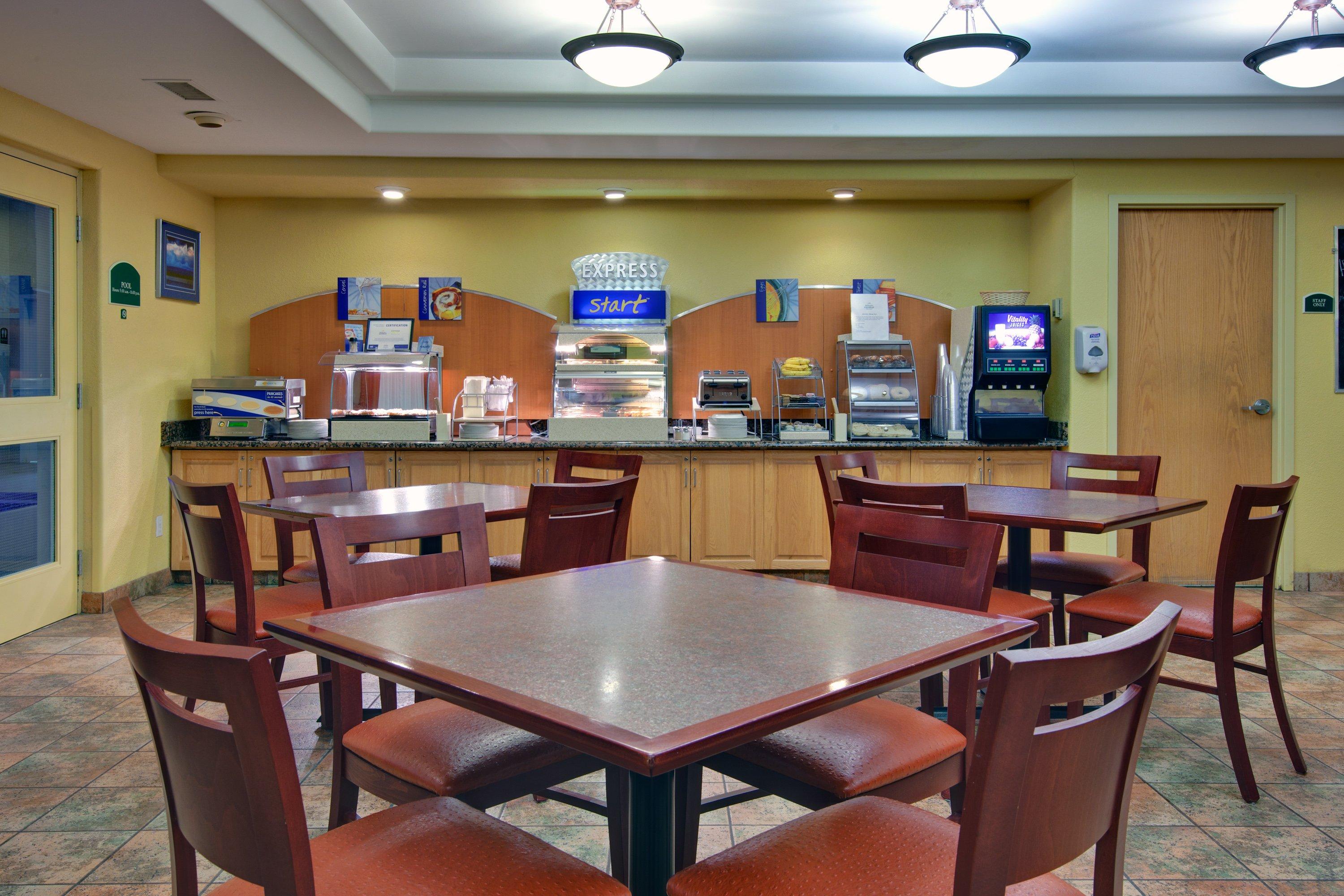 Holiday Inn Express Dryden By Ihg Exteriér fotografie